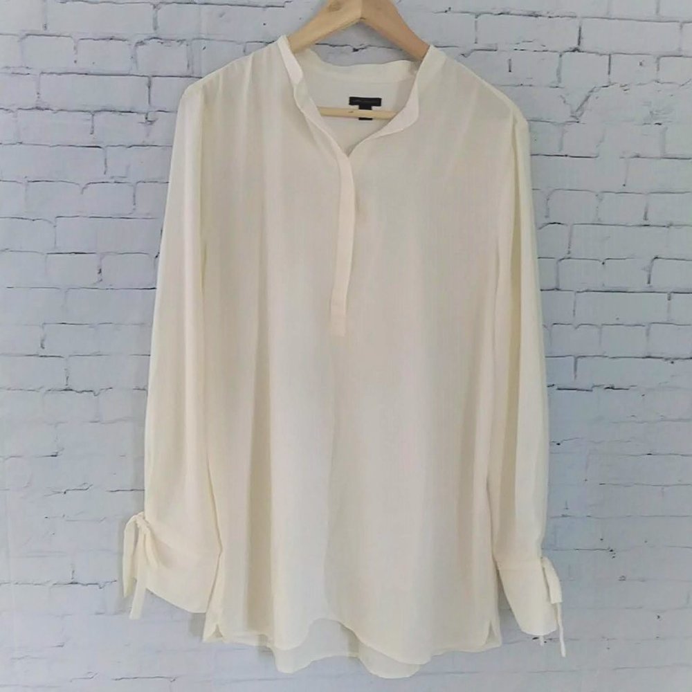 NWT Ann Taylor Ivory Tie Cuff Tunic Blouse Size: L